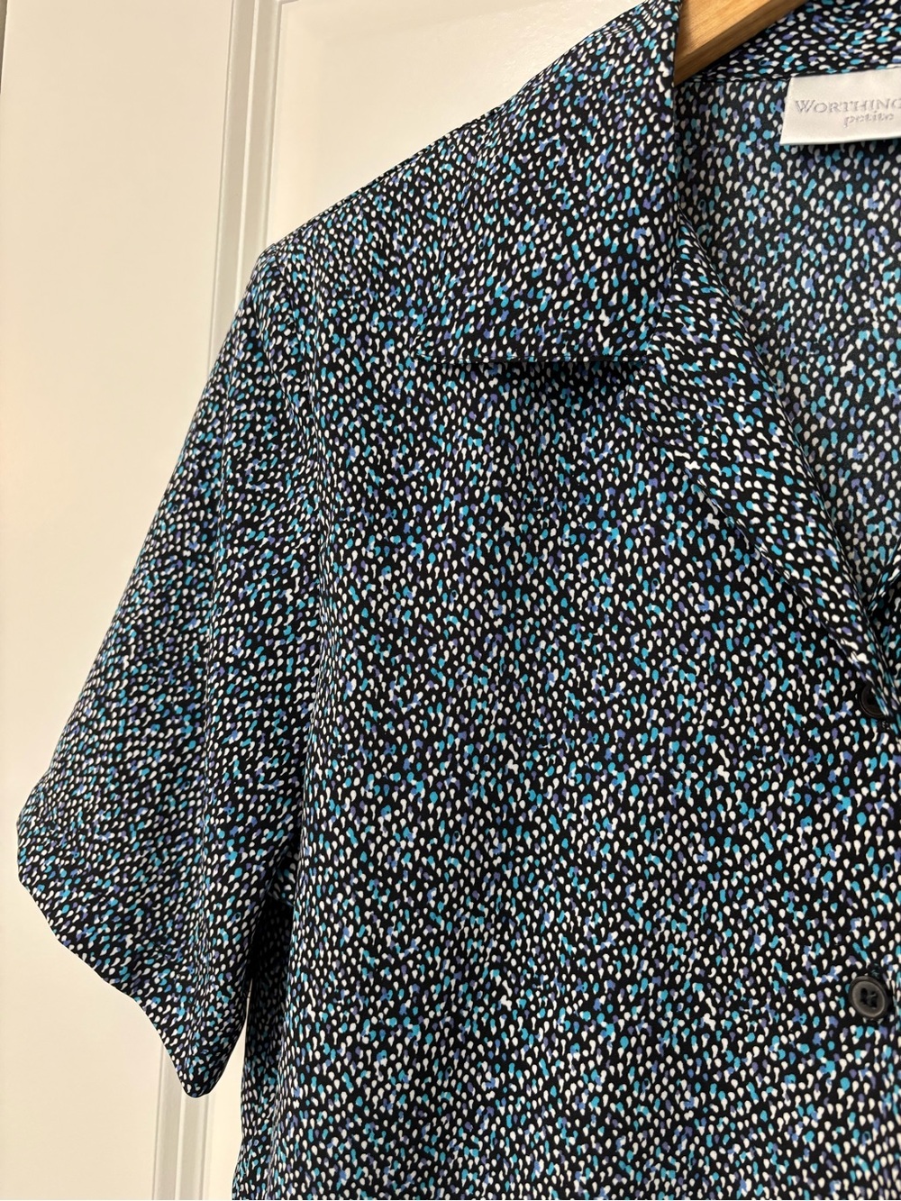 Worthington Vintage 90s Dot Print Short-Sleeve Button Down Top, Size M (Petite) - Picture 2 of 7